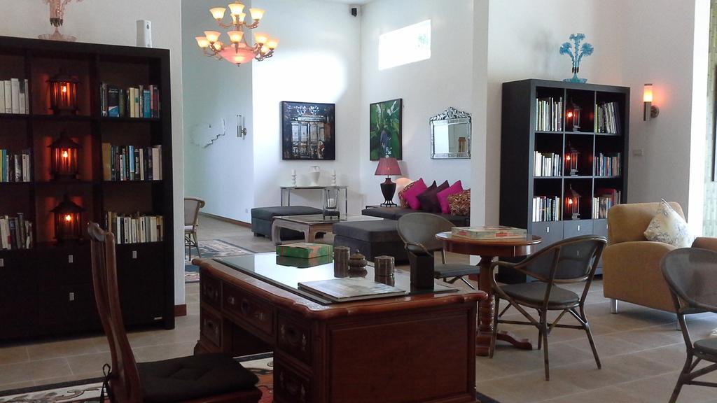 Pictory Garden Resort Sattahip Exterior foto