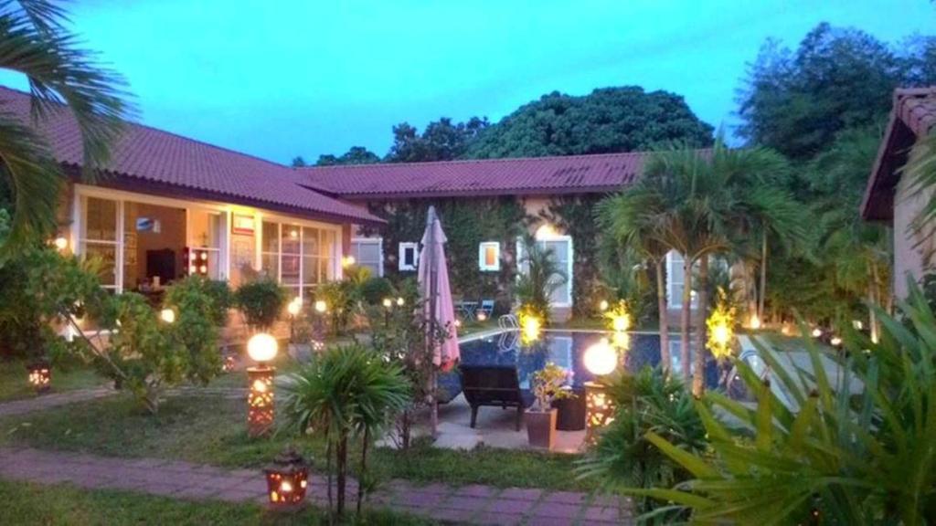 Pictory Garden Resort Sattahip Exterior foto